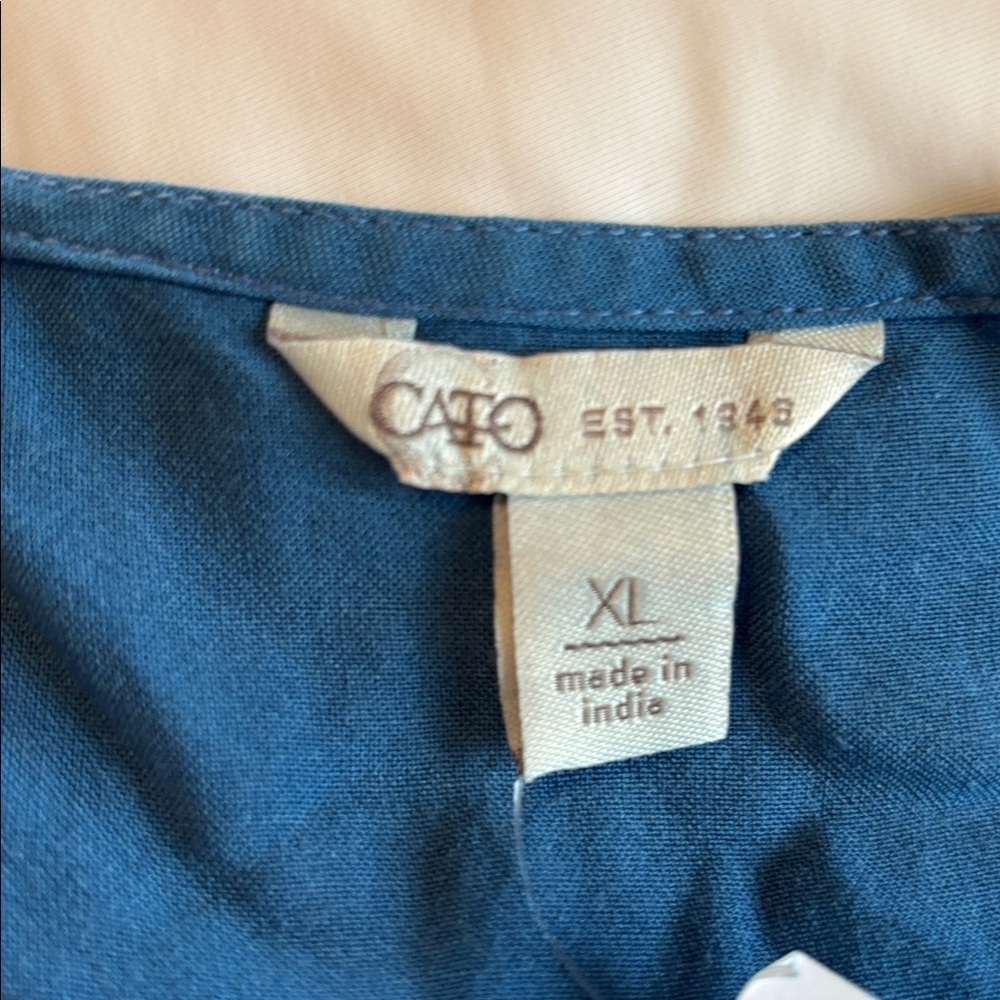 CATO Rayon embroidered V neck short sleeve whimsical denim wash shirt Xl NWT - Picture 3 of 11